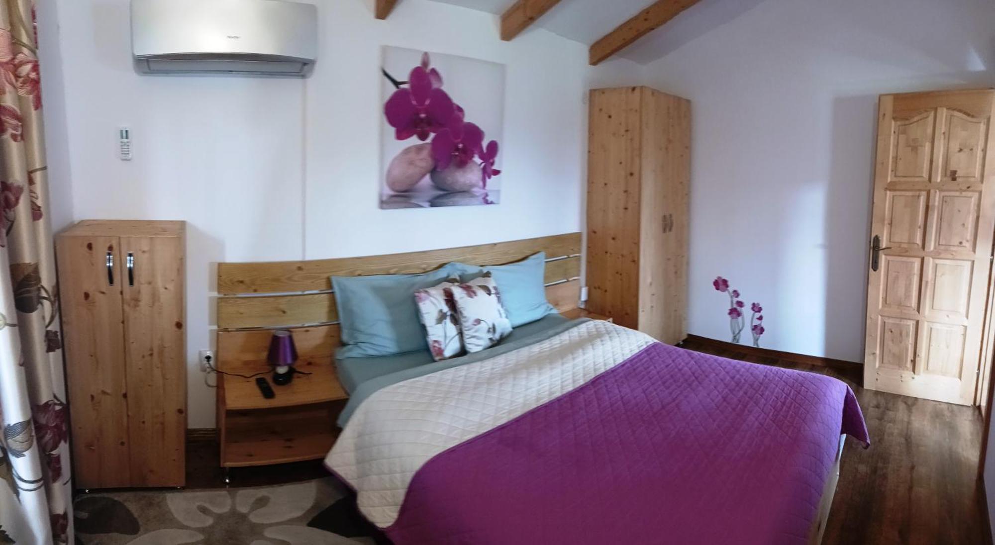La Livada Villa Valea Danului Luaran gambar