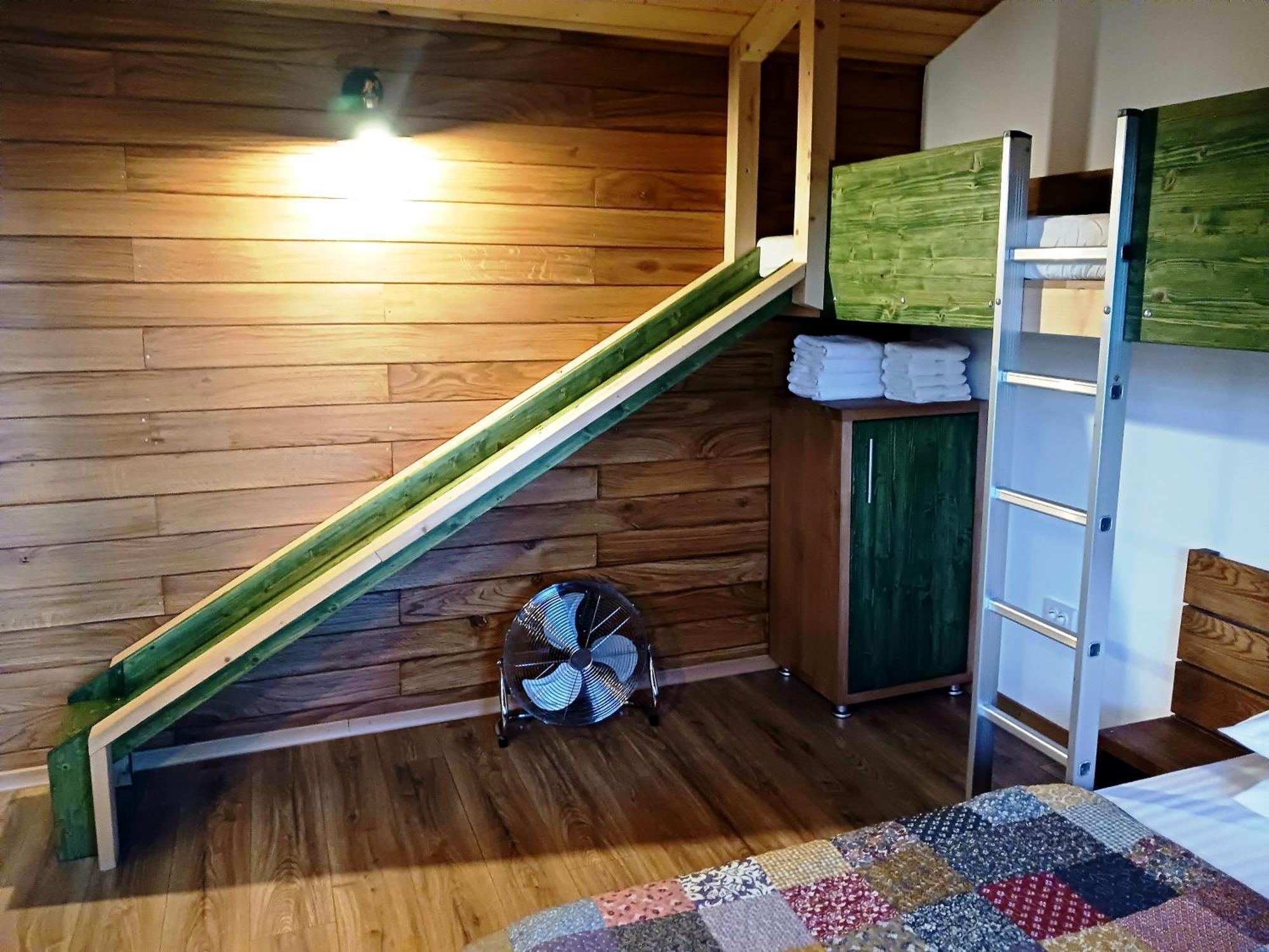 La Livada Villa Valea Danului Luaran gambar